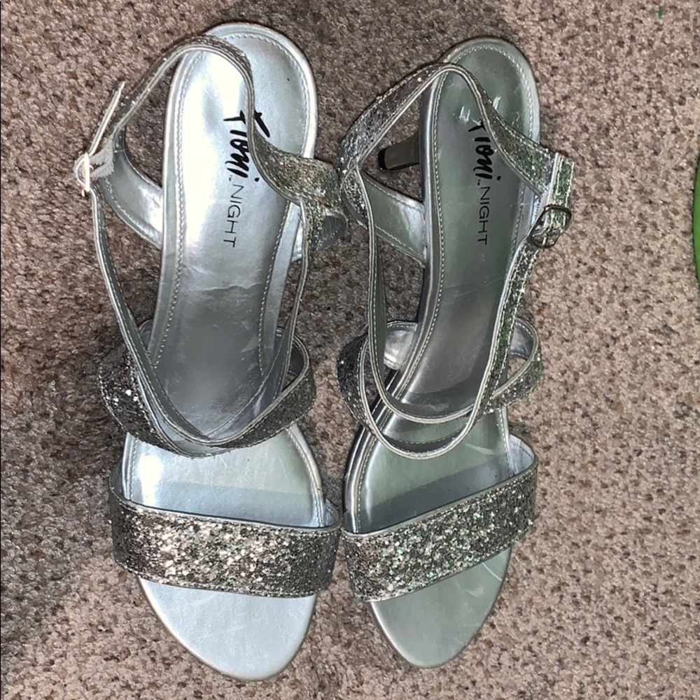 Silver Glitter Fioni Night Heels